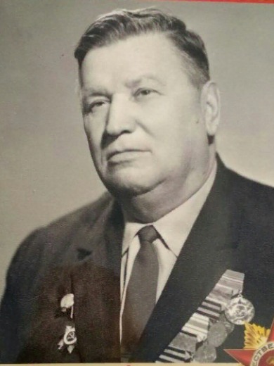 Столяров Петр Потапович