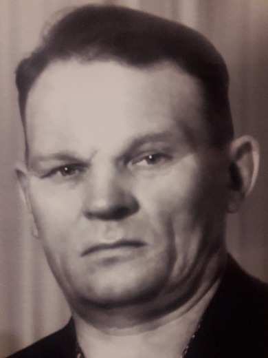 Зверев Алексей Михаилович (Михайлович)