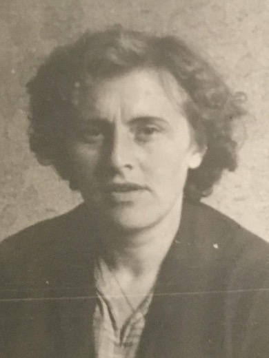 Попова Александра Ильинична