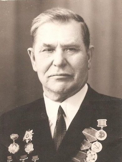 Луценко Аким Панкратьевич