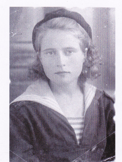 Комлач Ангелина Максимовна