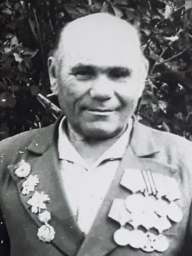 Суханов Александр Дмитриевич