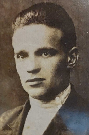 Углов Григорий Васильевич