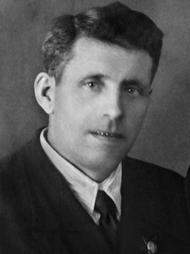 Колмаков Александр Дмитриевич