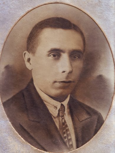 Савельев Петр Яковлевич