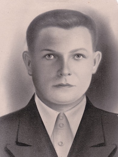 Костюченко Сергей Егорович
