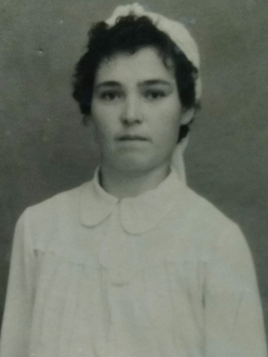 Бетина Дина