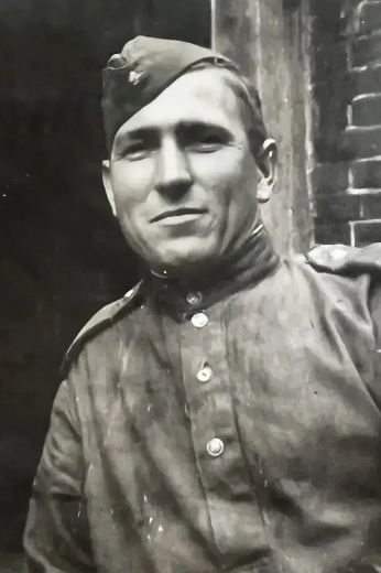 Лазарев Калин Минаевич