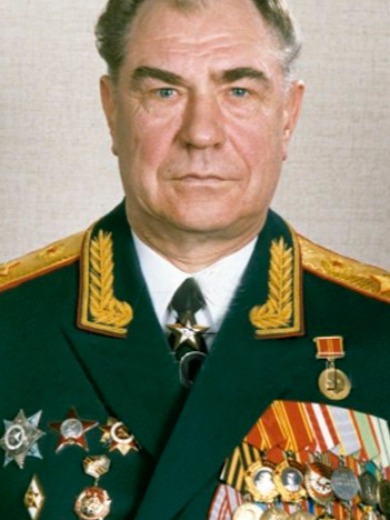 Язов Дмитрий Тимофеевич