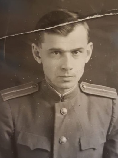 Амосов Глеб Григорьевич