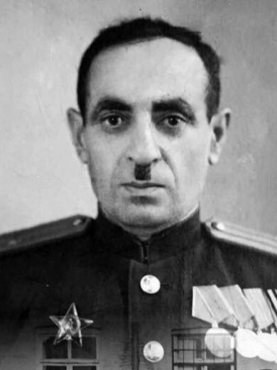 Крмоян Егише Осипович