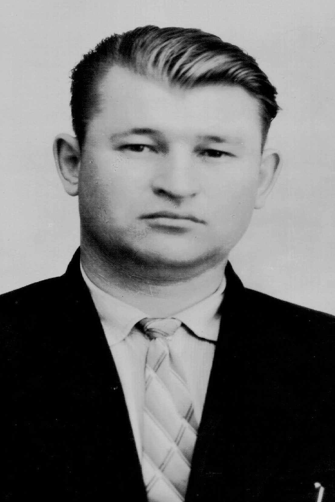 Коробейников Юрий Сергеевич