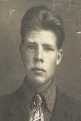 Овчаров Михаил Степанович