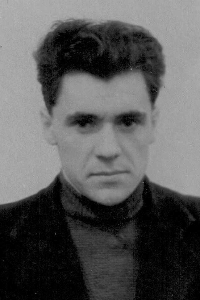 Тахтаев Юрий Борисович