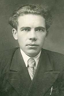 Петров Евгений Васильевич