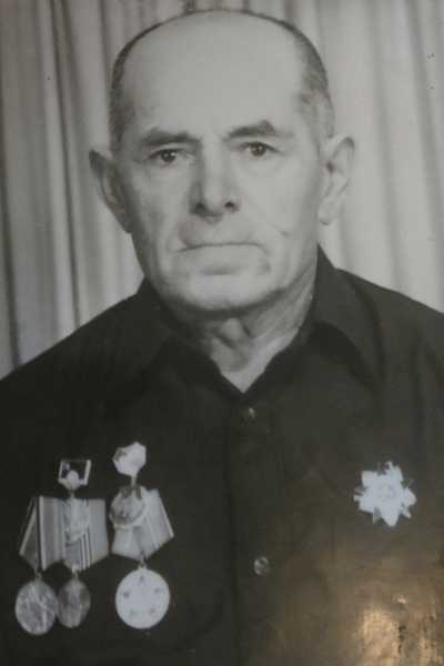 Магомедов Ашурбек Мусаевич