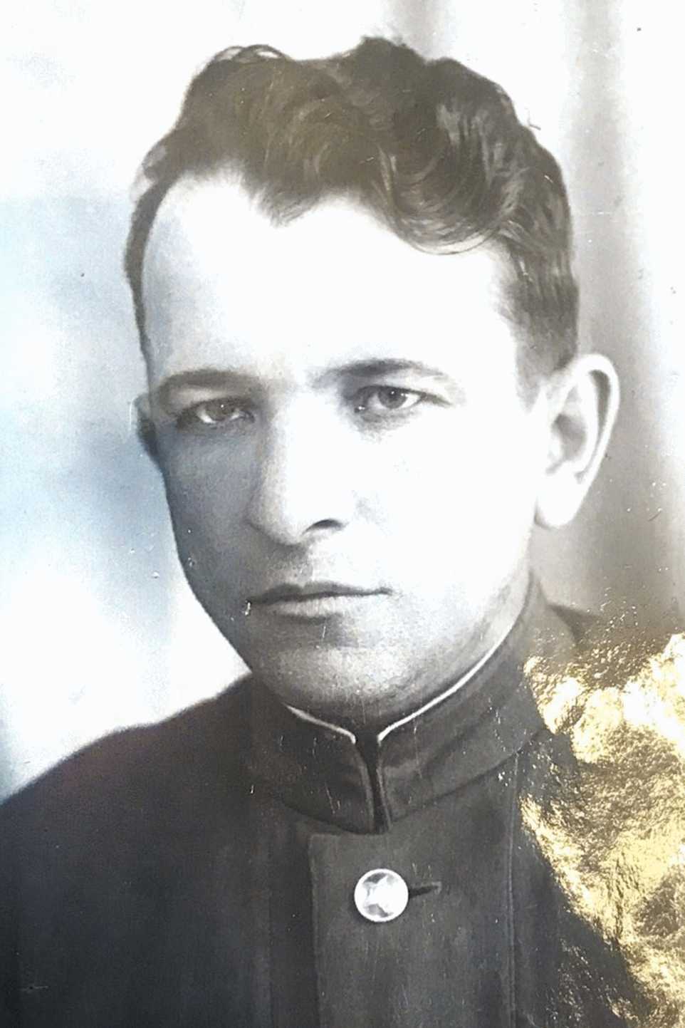 Холод Василий Лукич