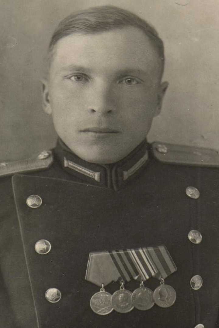 Безруков Леонид Никифорович