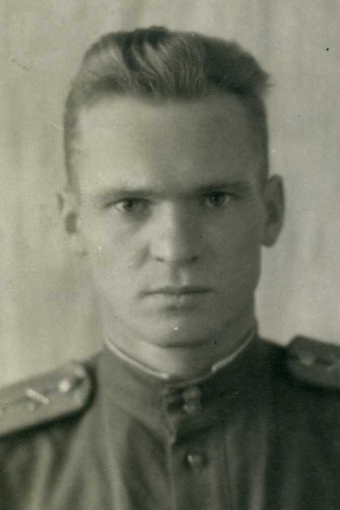 Пантюхов|Понтюхов|Пентюхов Иван Васильевич