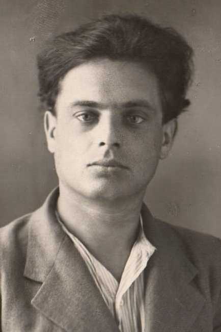 Яблонев Юлий Алексеевич