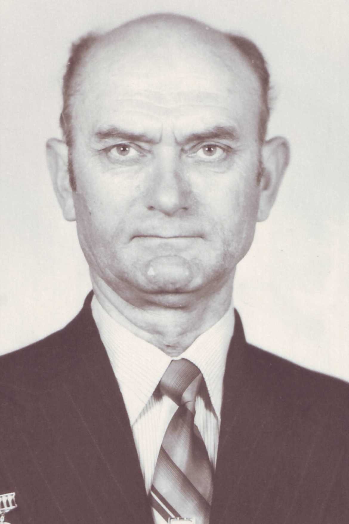 Мельниченко Петр Яковлевич