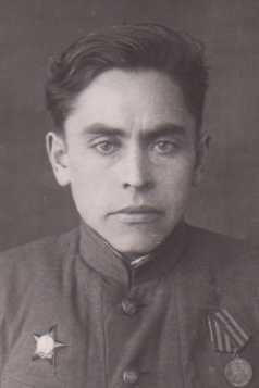 Хлюстов Марк Яковлевич