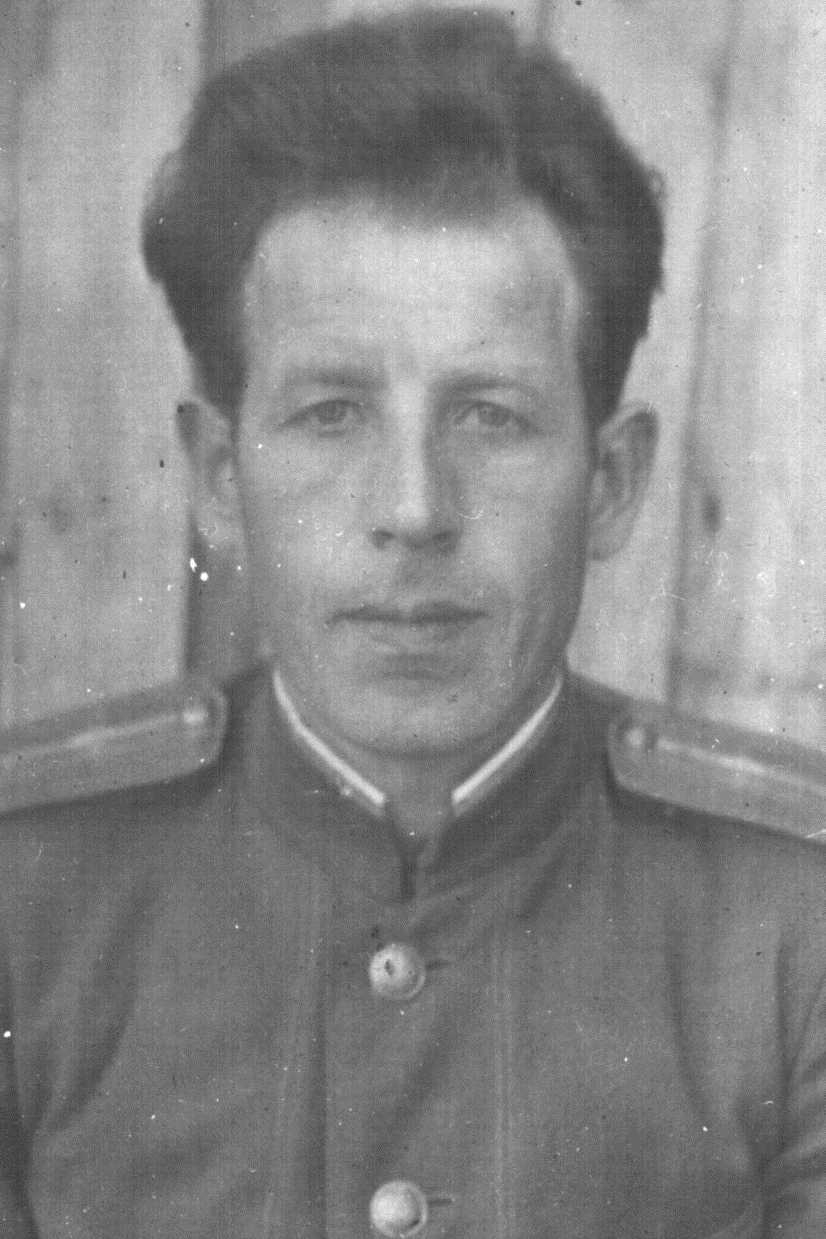 Новоженин Виктор Николаевич