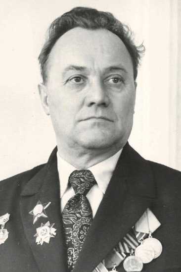 Медведев Аркадий Васильевич