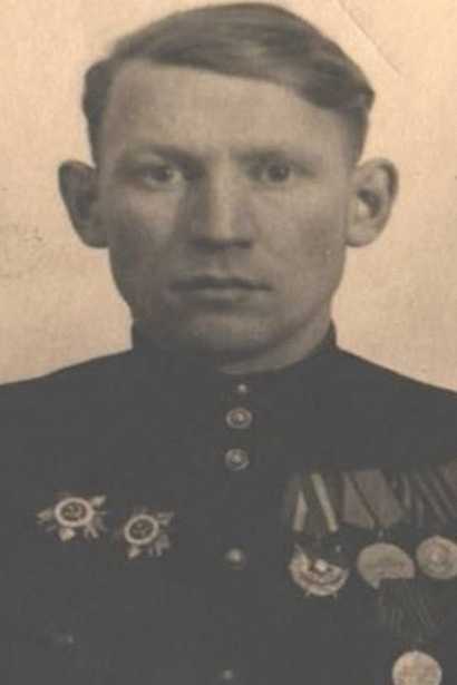 Топоров Борис Иванович