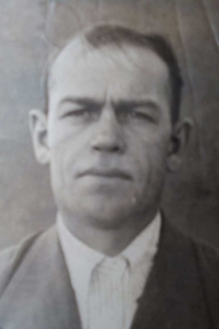 Новиков Иван Тихонович