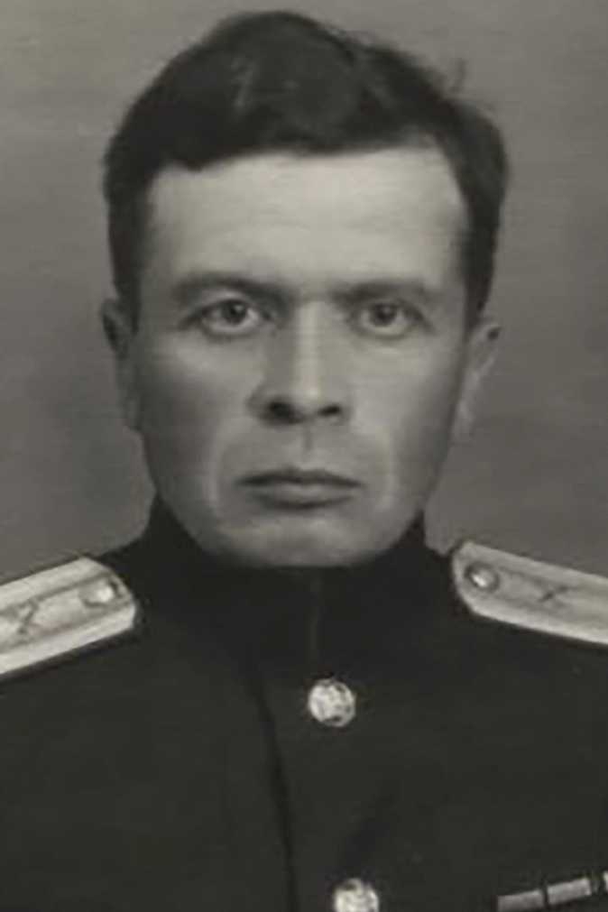 Пивоваров Иван Иванович