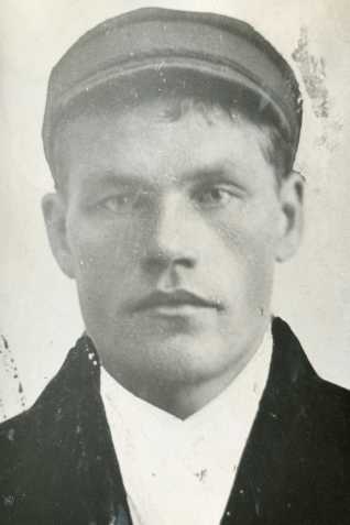 Ушаков Иван Яковлевич