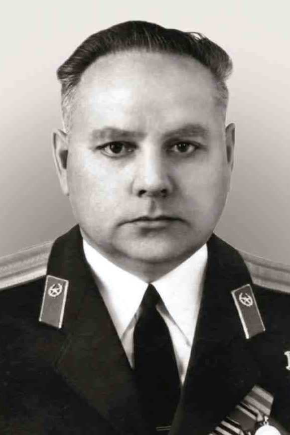 Самсонов Владимир Макарович