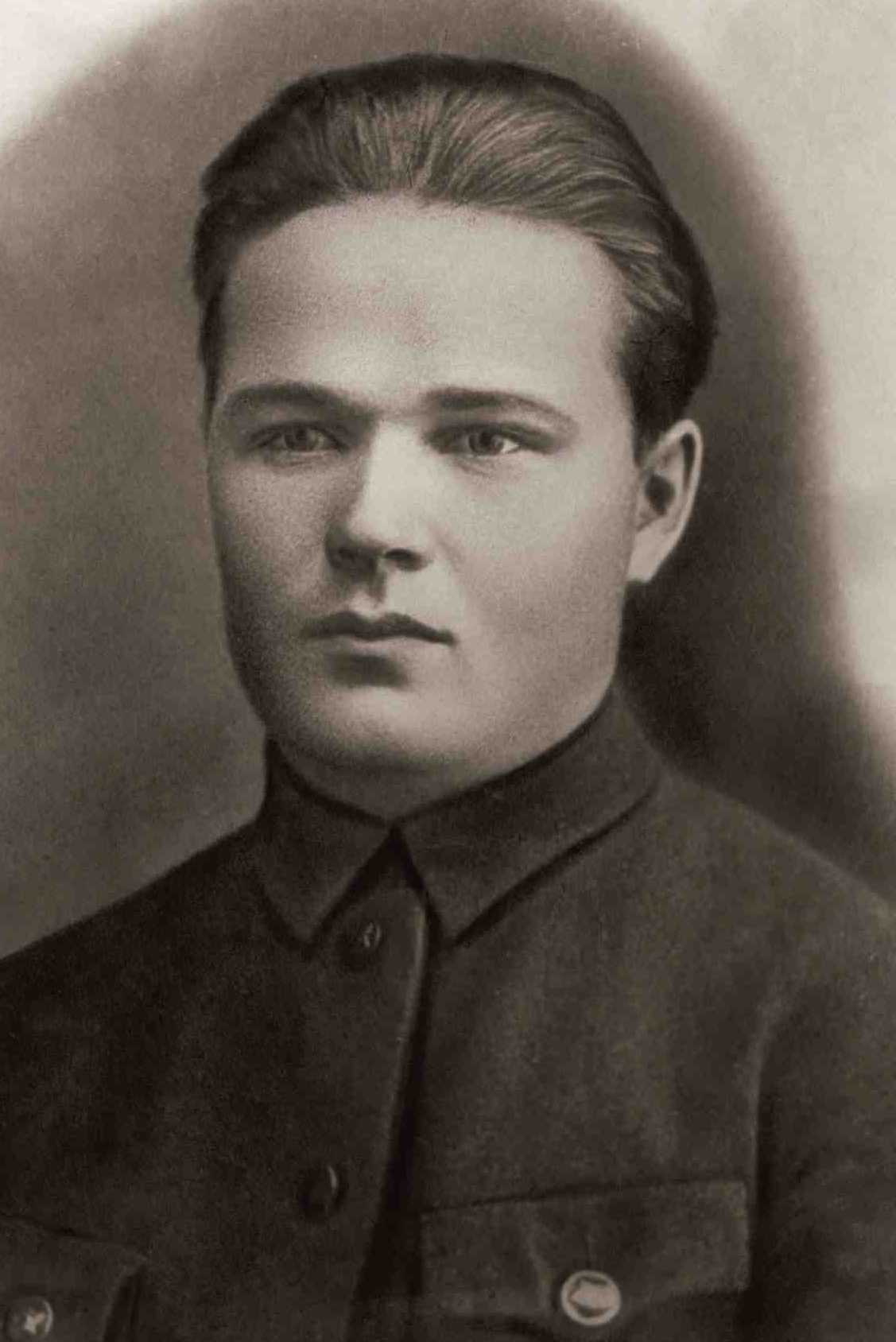 Петров Александр Васильевич