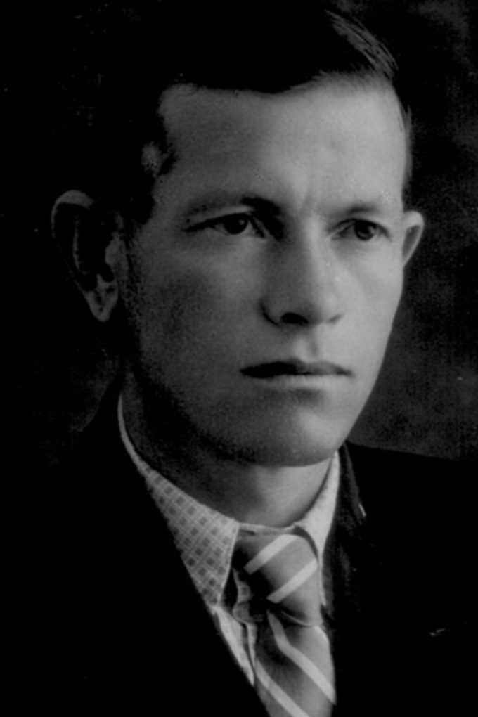 Жданов Аркадий Петрович