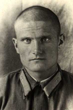 Толстов Александр Яковлевич