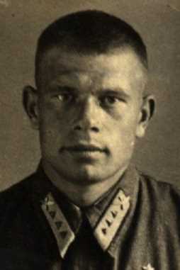 Уланов Николай Андреевич