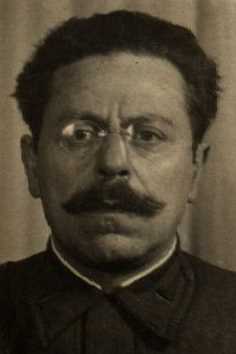 Танатар Исаак Яковлевич