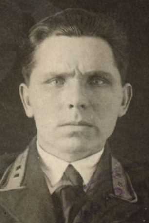 Петров Иван Петрович