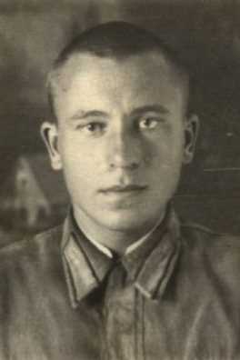 Хуторов Иван Макарович