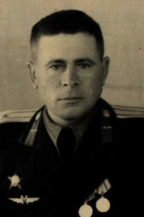 Калюжный Аркадий Дмитриевич