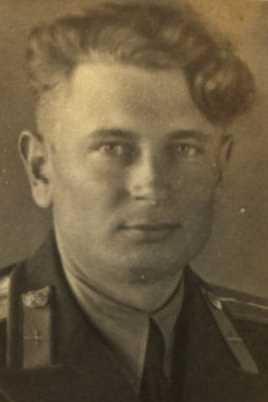 Титов Алексей Дмитриевич