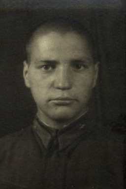 Кузьмов Александр Петрович