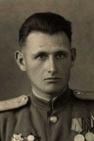 Болтачев Дмитрий Тихонович