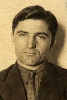 Белоусов Зиновий Дмитриевич