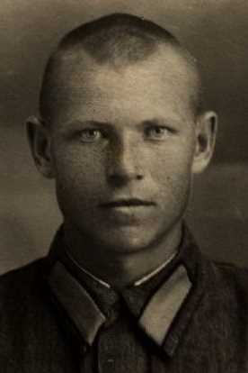Плешаков Александр Дмитриевич