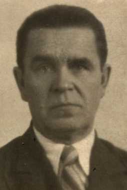 Бухаров Петр Иванович