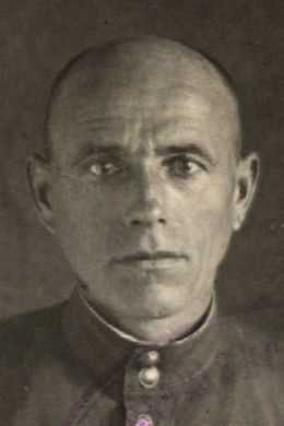 Ахматов Иван Петрович