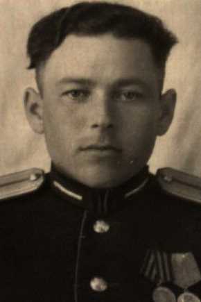 Сенников Иван Сергеевич