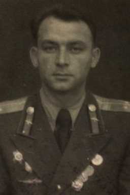 Поперека Петр Трофимович